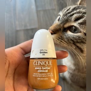 Clinique Foundation in Honey with SPF